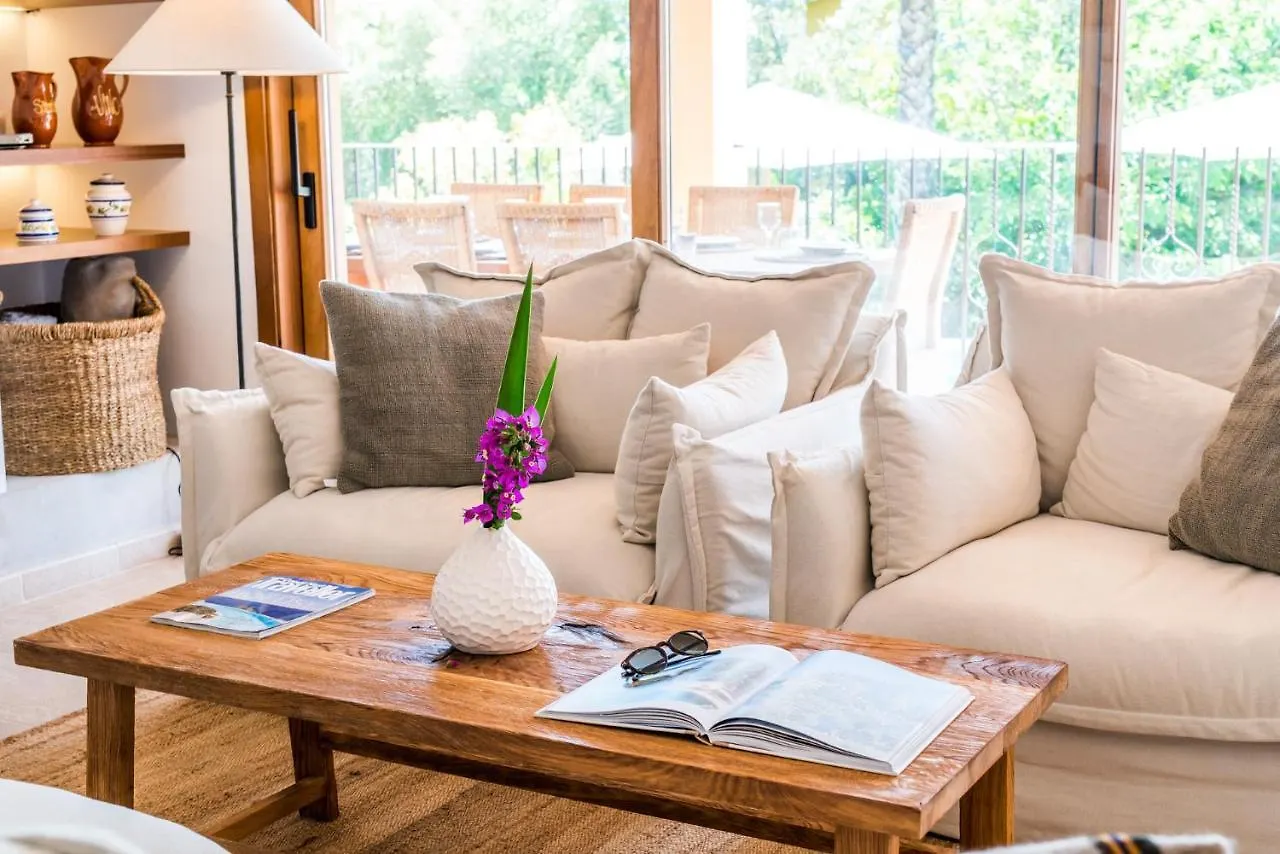 Ideal Property Mallorca - Villa Flores Crestatx Spain