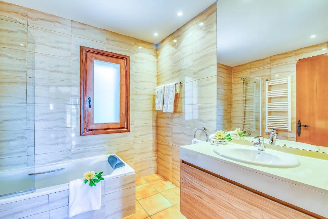 Holiday home Ideal Property Mallorca - Villa Flores Crestatx