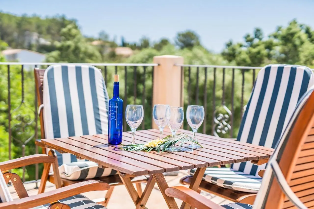 Ideal Property Mallorca - Villa Flores Crestatx 0*,