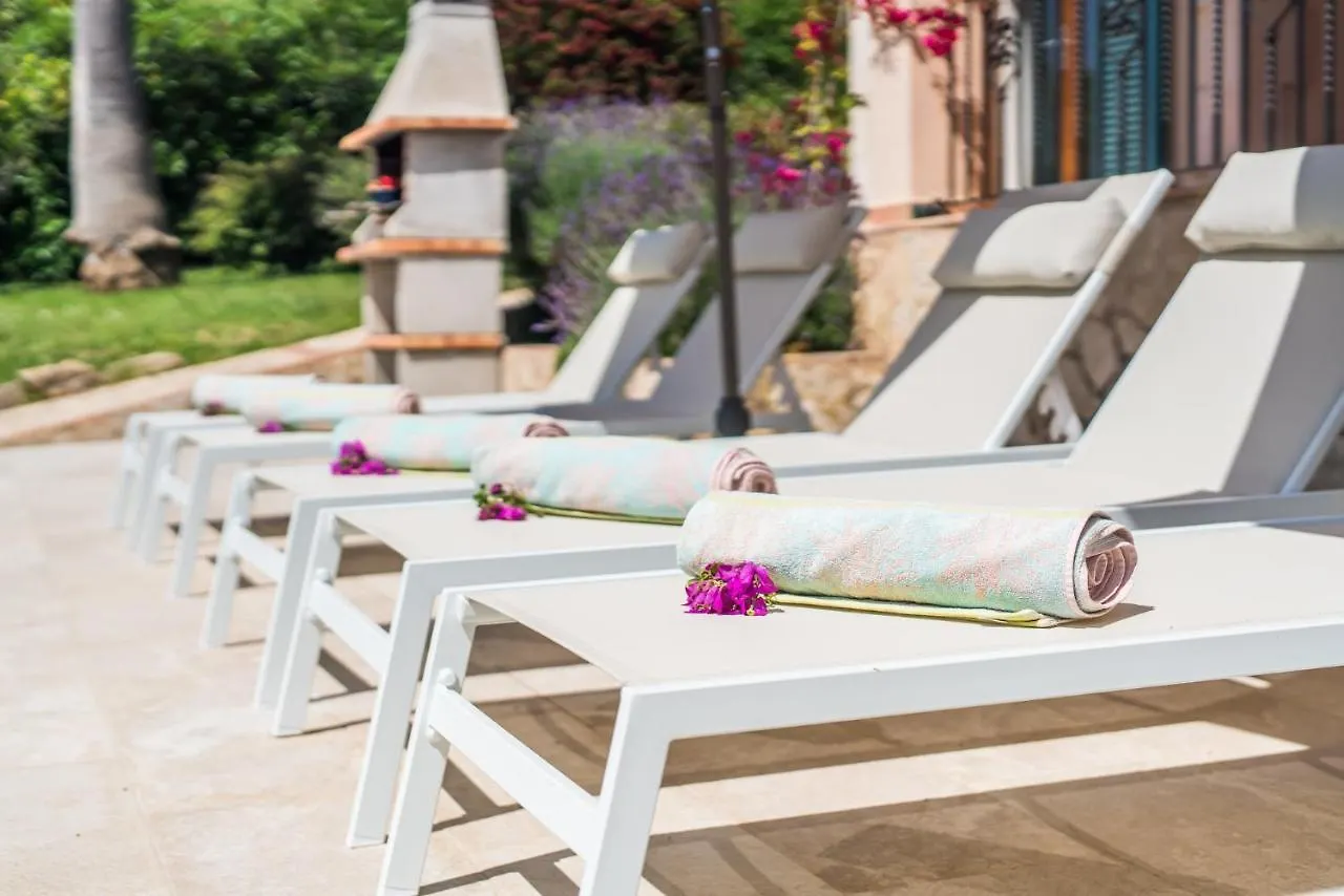 Ideal Property Mallorca - Villa Flores Crestatx Holiday home